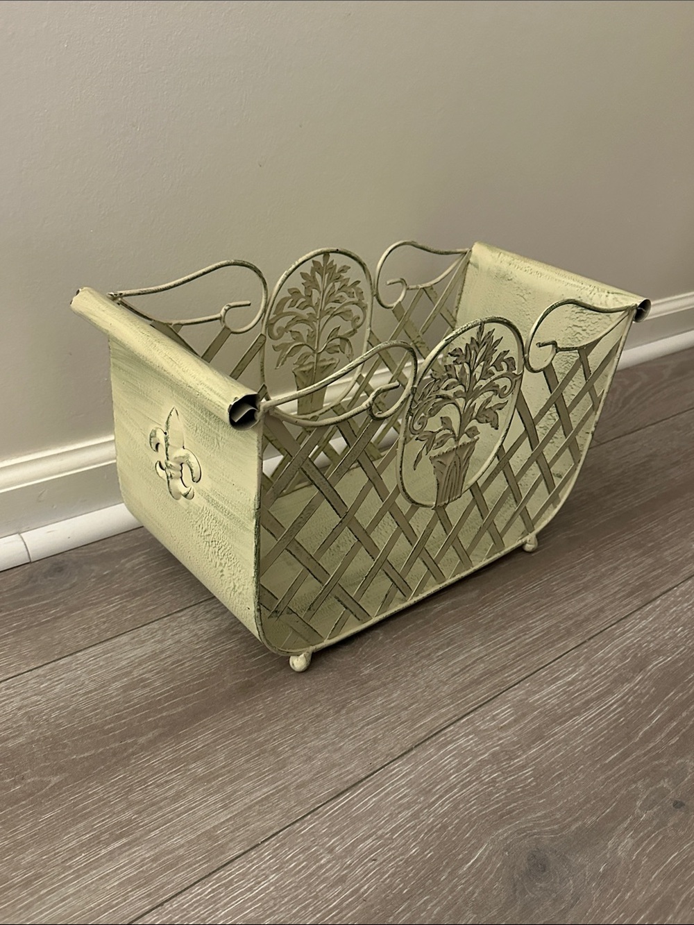 Metal basket